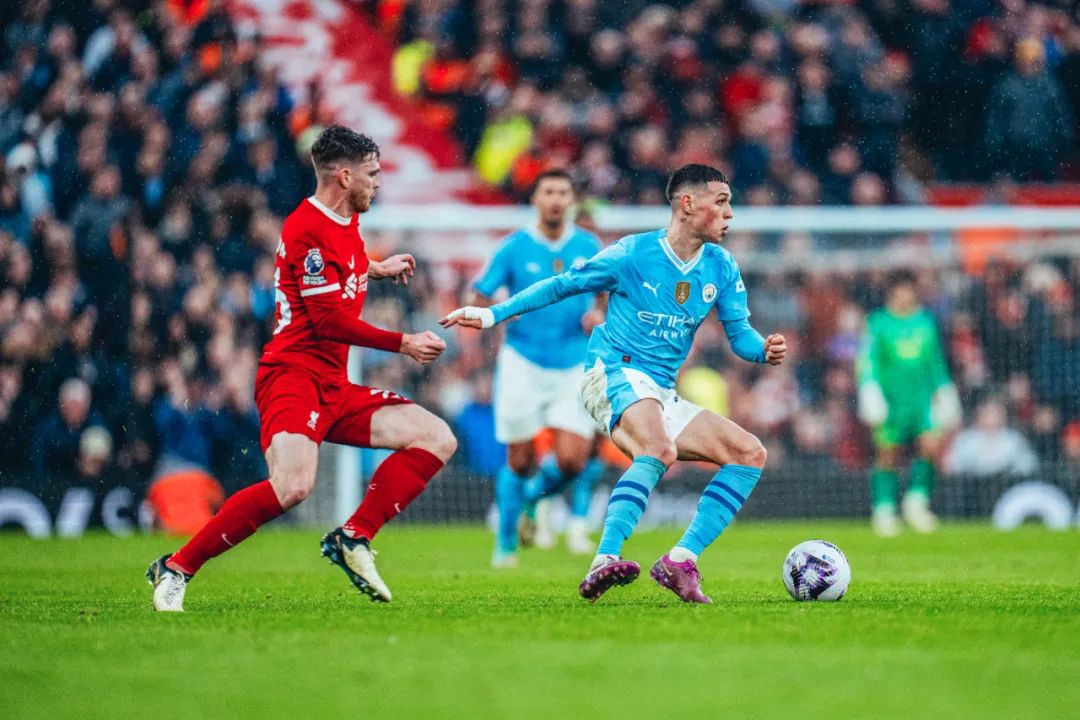 利物浦客场战平，小组出线前景一片光明