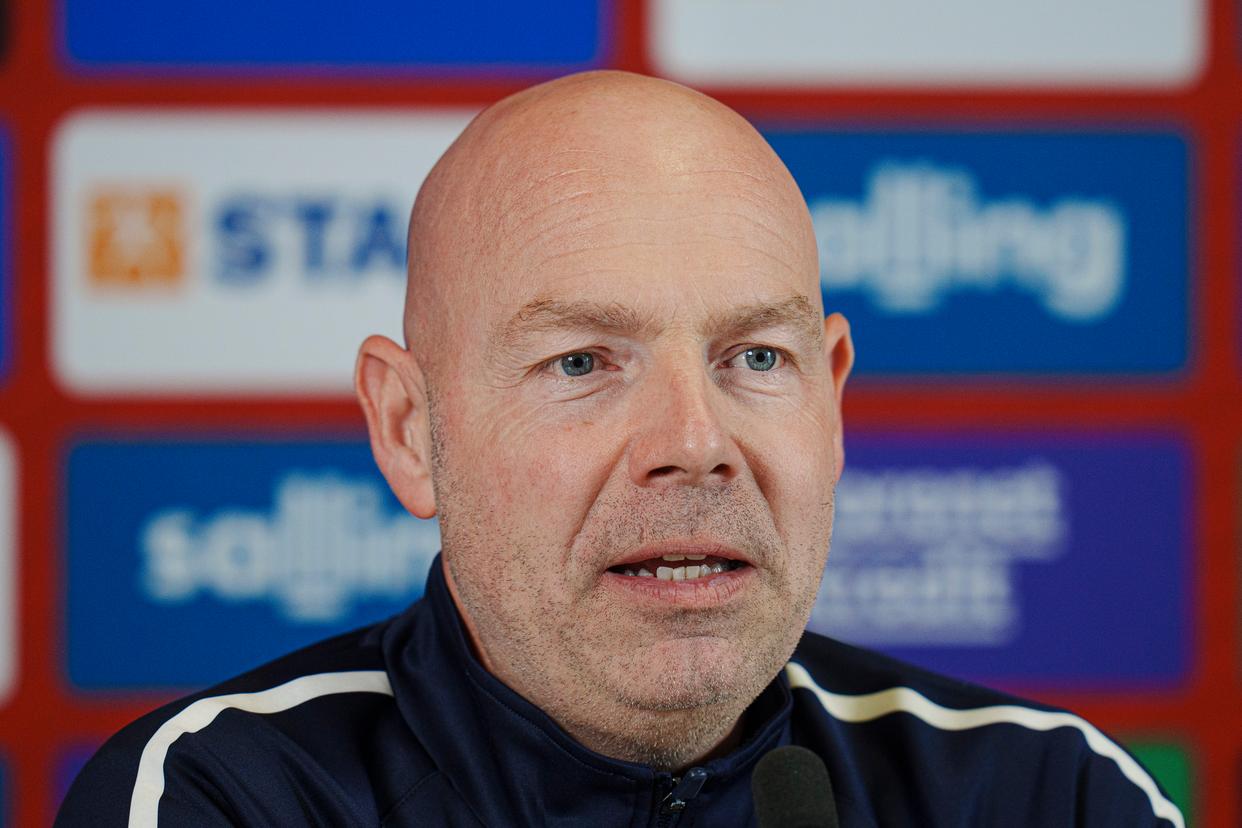 欧国联赛弱势球队南下备战，教练信心满满