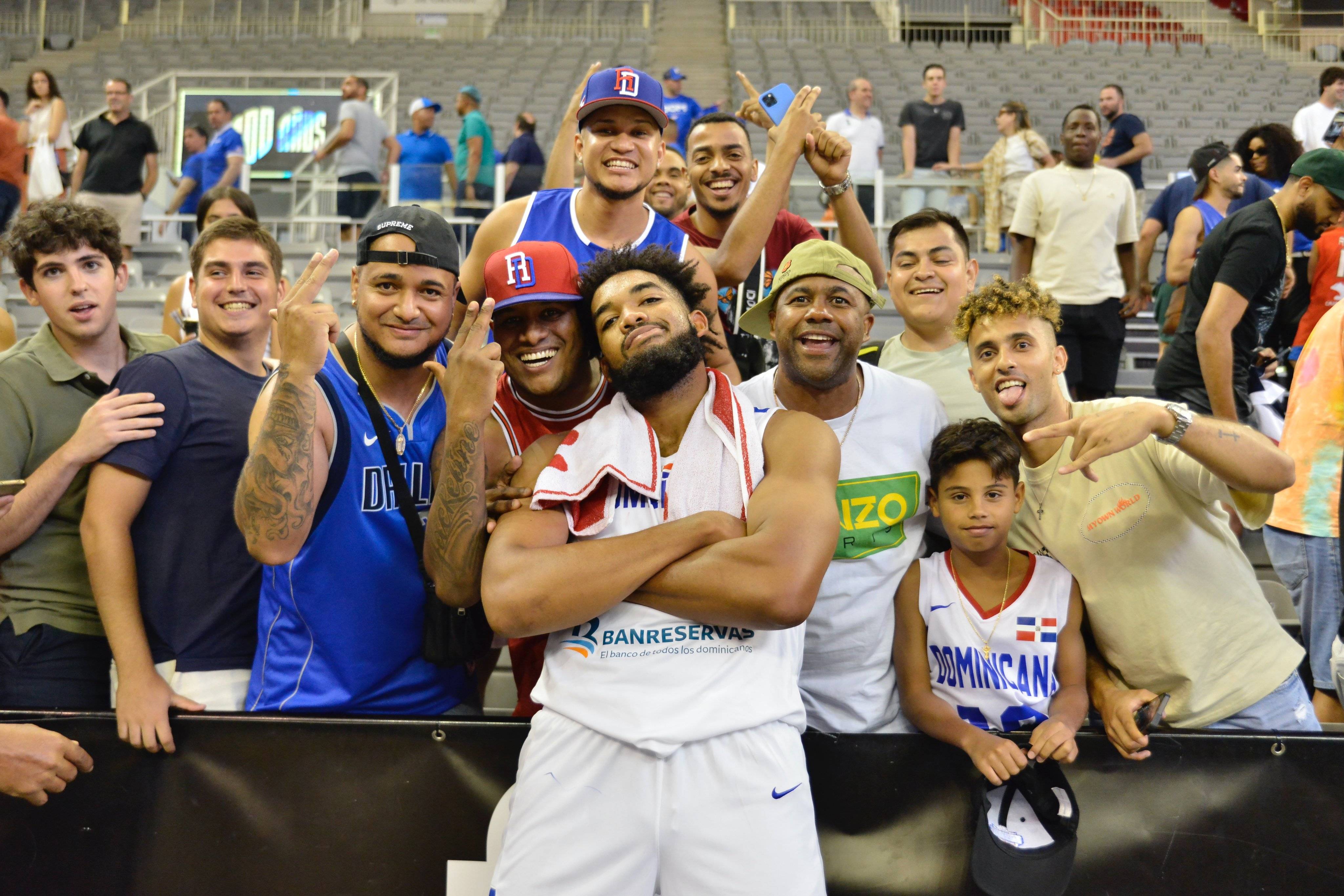 世界各国的篮球比赛成为热门话题和焦点的简单介绍