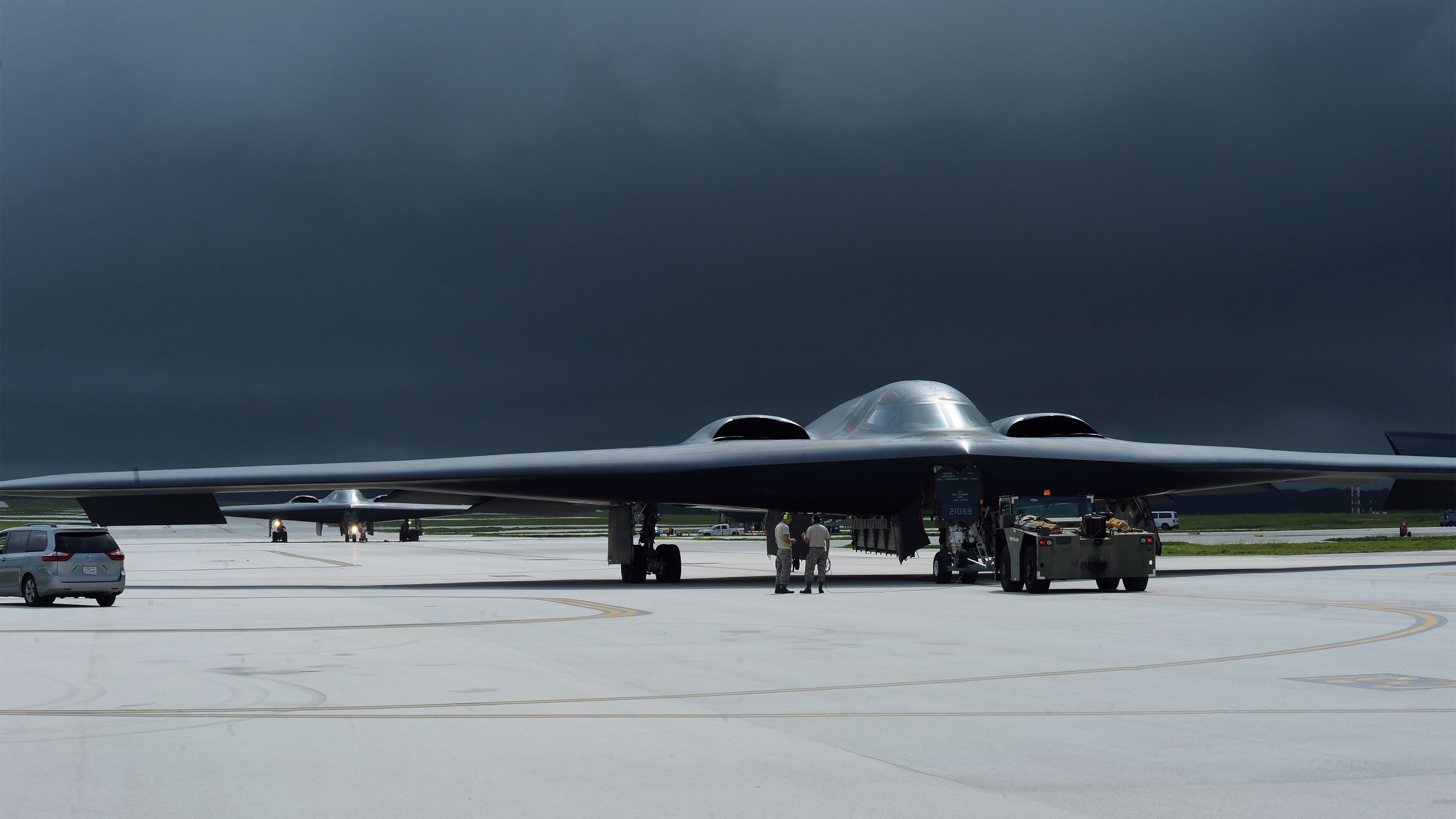 西部巨头用纪律决胜，压力魔神破茧成蝶—现代篮球的两种胜利哲学