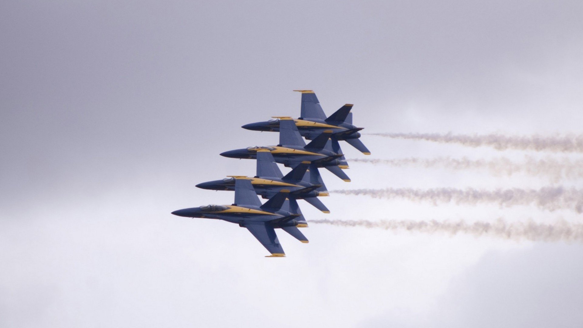 唯一的旗帜，当托尼挺身而出，而厄瓜多尔血拼于风暴眼