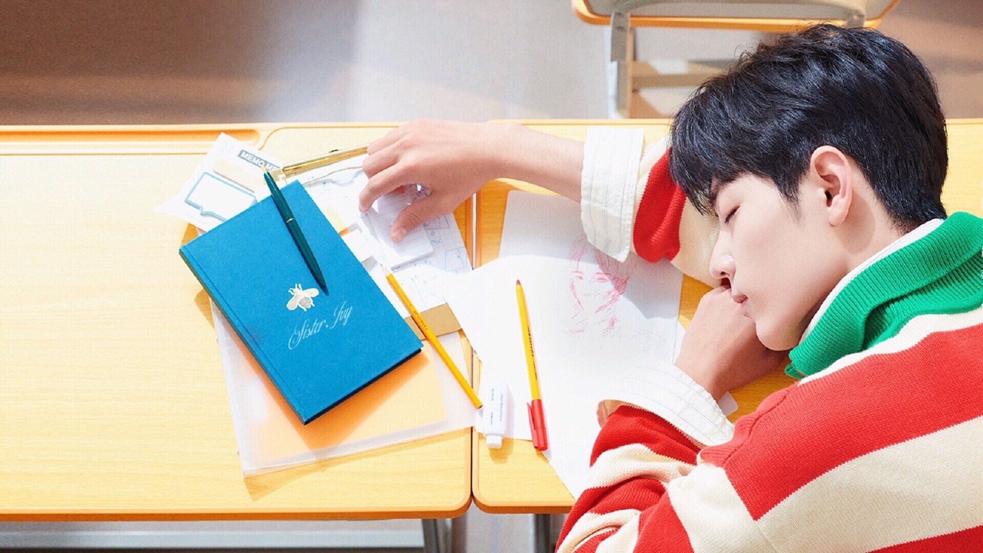 雷火电竞app-布克的指挥棒，年度焦点之夜的唯一性光影